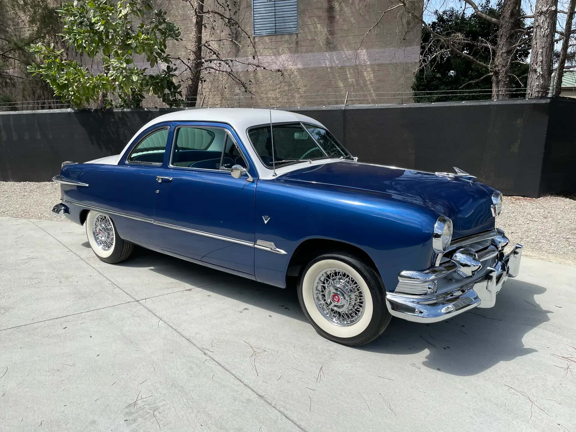 1951 Ford Custom Deluxe Club Coupe sold for $19,250
