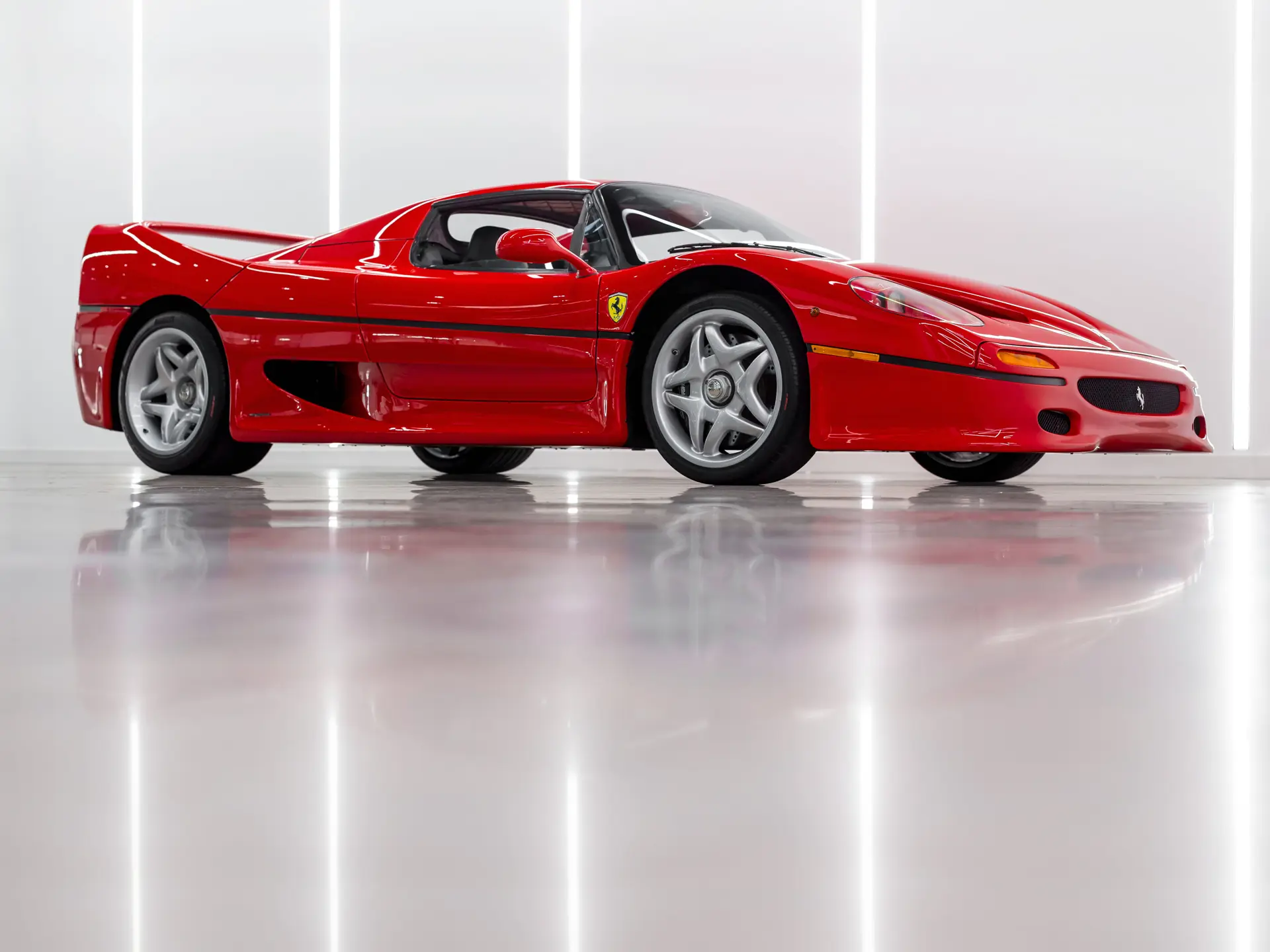 1995 Ferrari F50 sold for $5,395,000