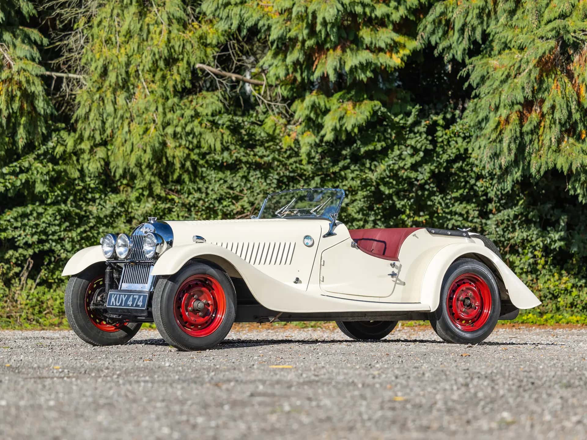 1952 Morgan Plus 4 sold for £51,750