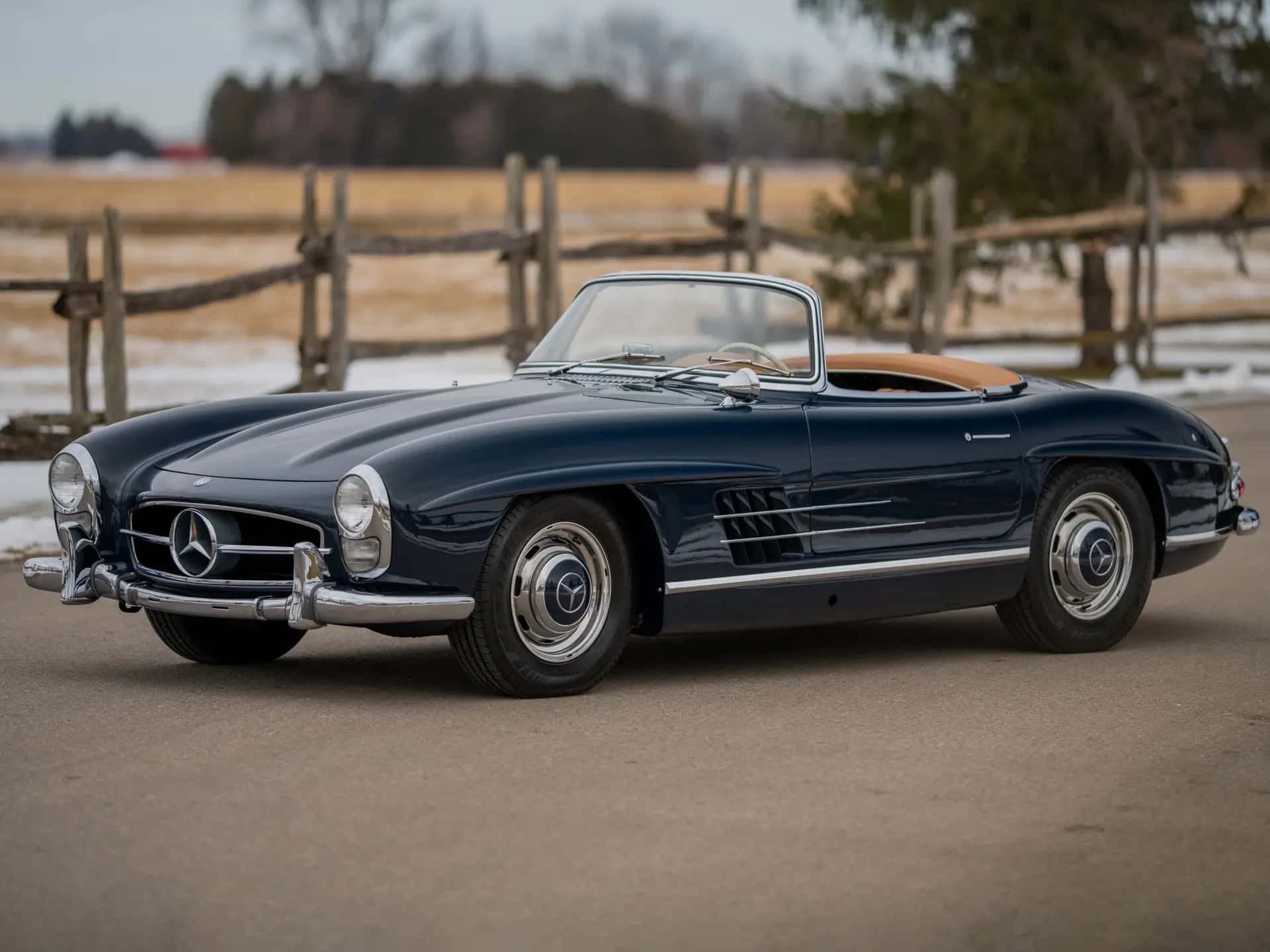 1962 Mercedes-Benz 300 SL Roadster sold for $1,545,000