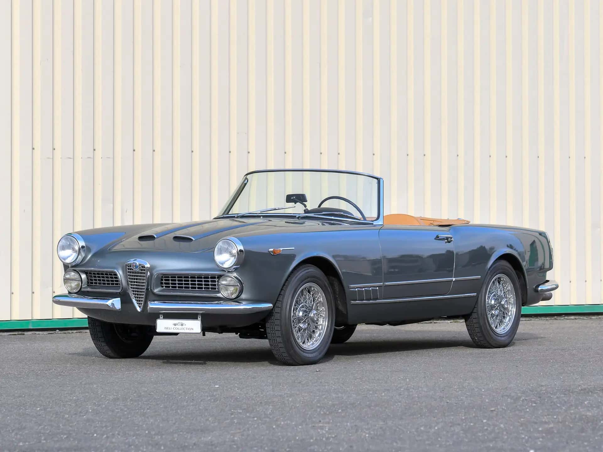 1960 Alfa Romeo 2000 Spider sold for $161,000