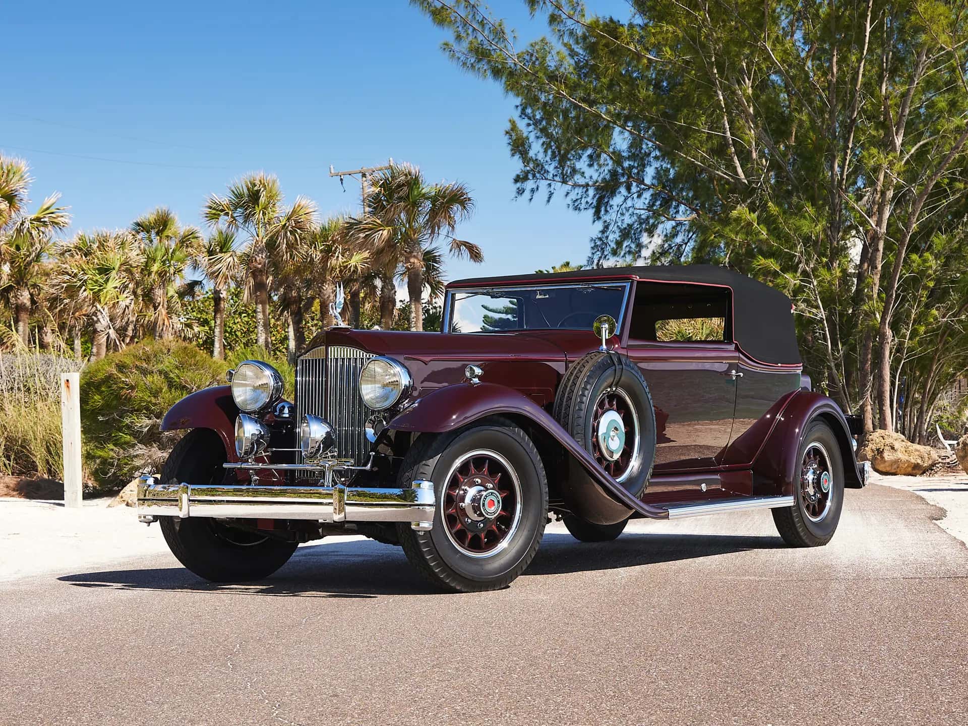1932 Packard 905 Twin Six Convertible Victoria sold for $0