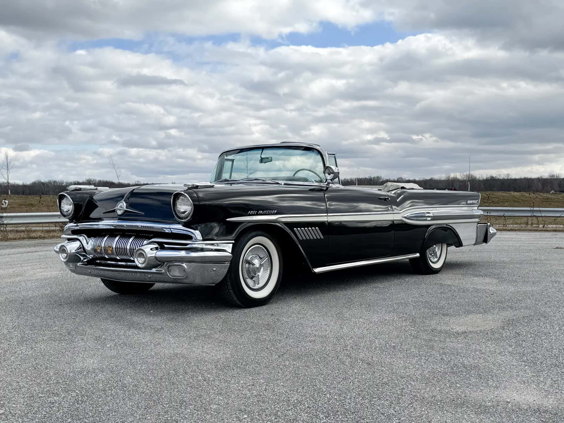 1957 Pontiac Star Chief Custom Bonneville sold for $145,600