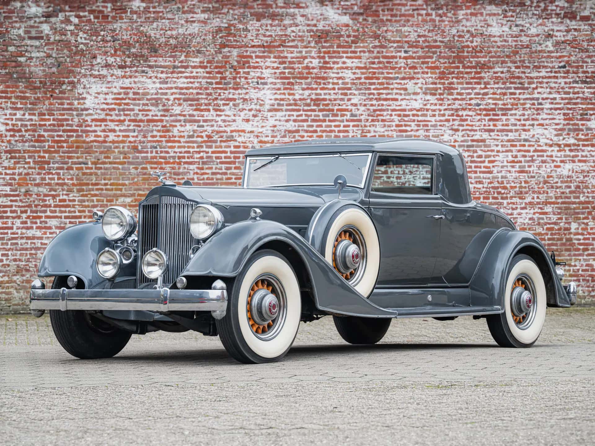 1934 Packard 1107 Twelve 2/4-Passenger Coupe sold for €252,500