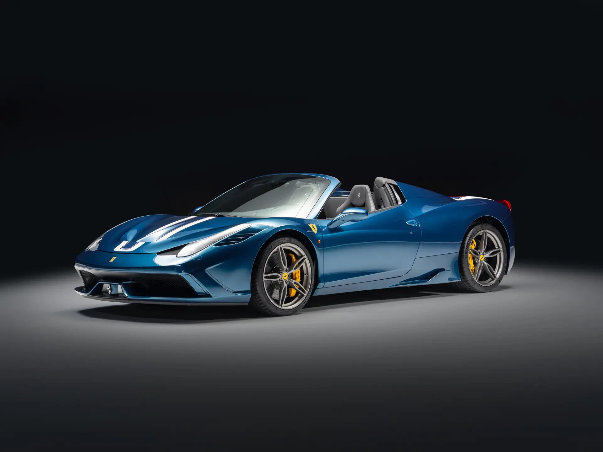2015 Ferrari 458 Speciale A sold for $933,125