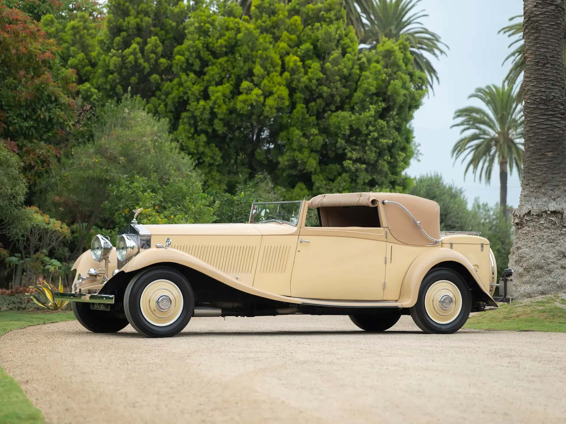 1934 Rolls-Royce Phantom II Continental Drophead Sedanca Coupe sold for $434,000