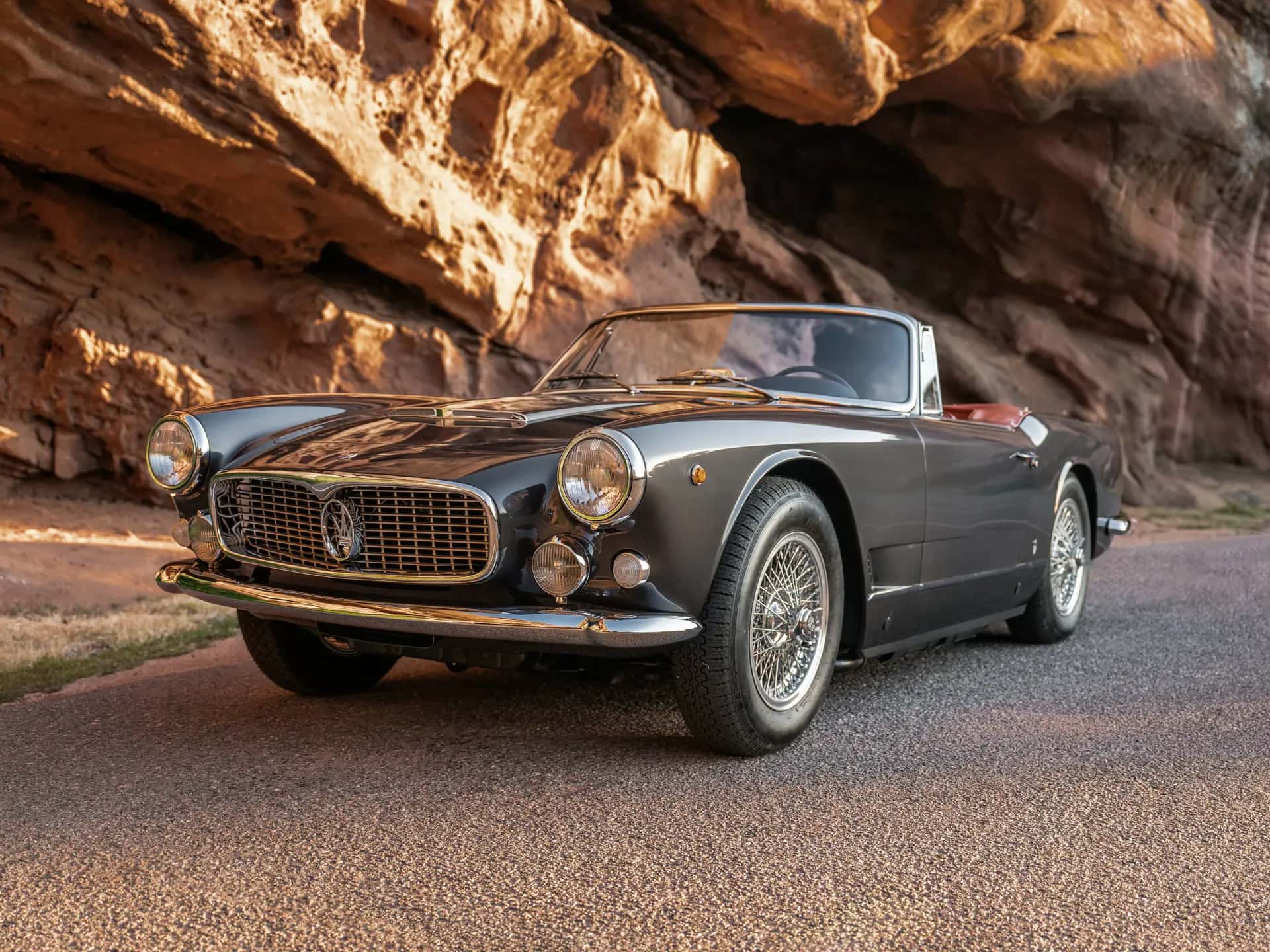 1961 Maserati 3500 GT Spyder sold for $863,000