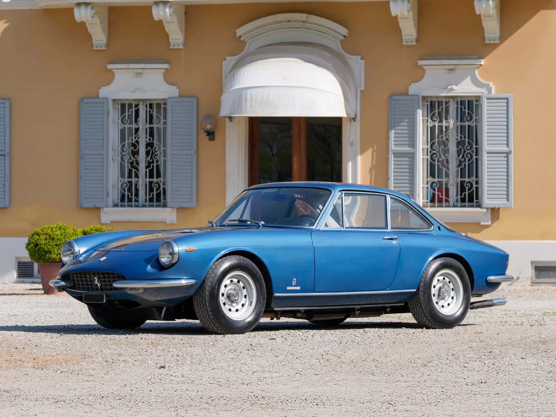 1969 Ferrari 365 GTC sold for €0