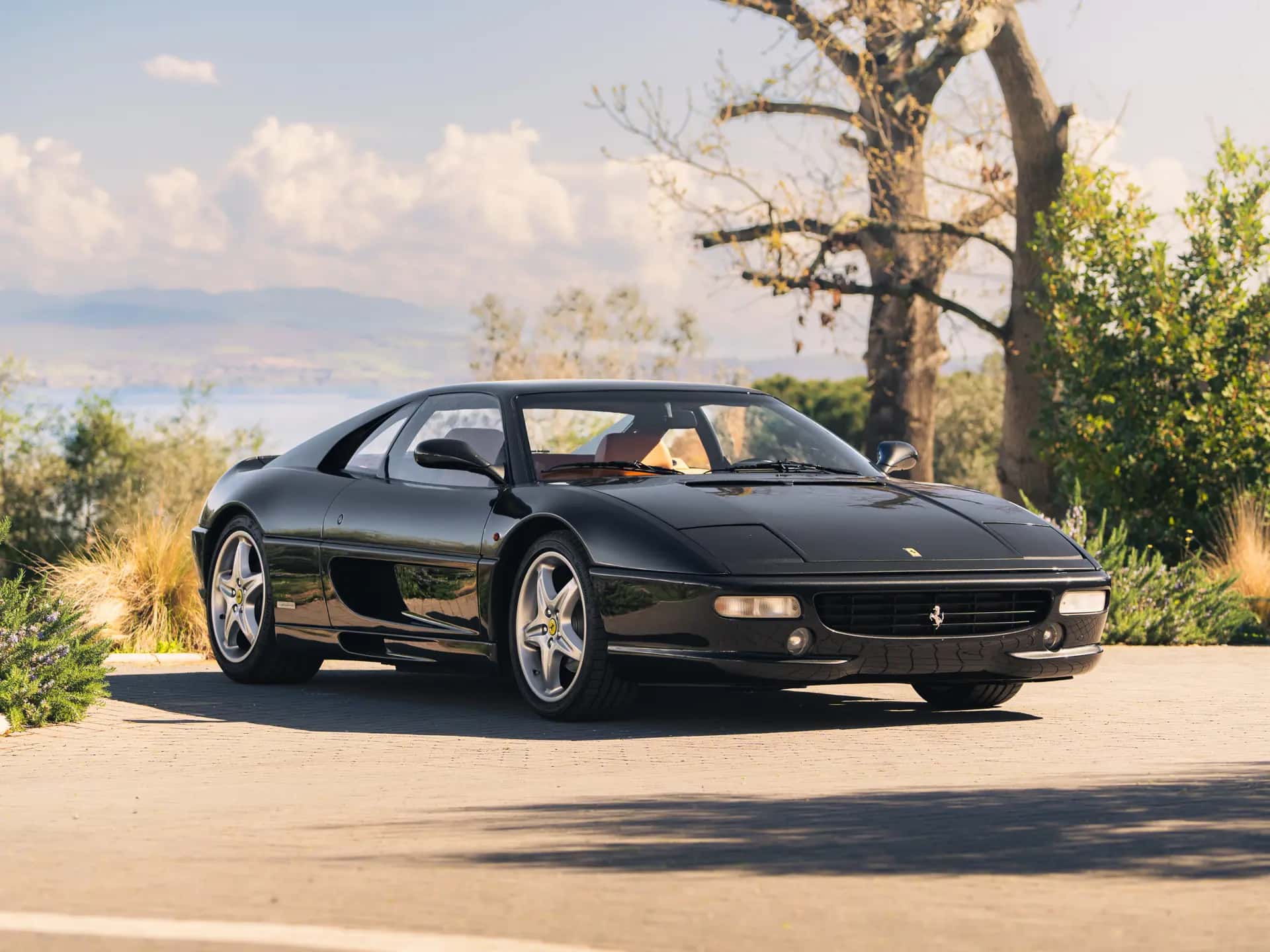 1995 Ferrari F355 Berlinetta sold for €166,750