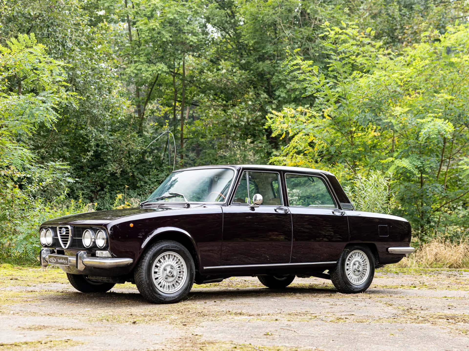 1973 Alfa Romeo 2000 Berlina sold for €12,075