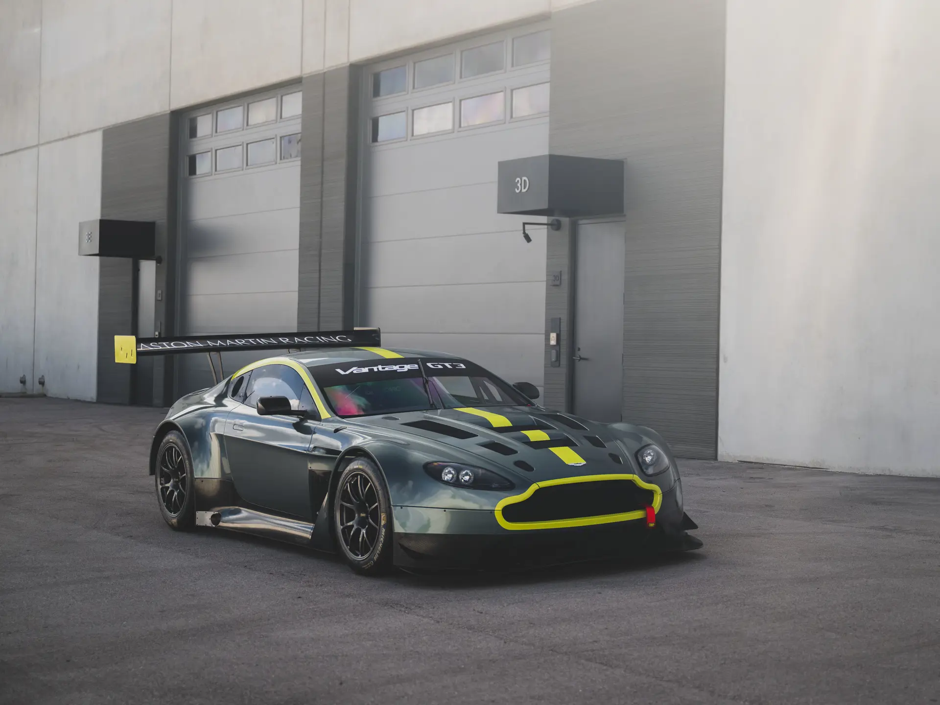 2016 Aston Martin V12 Vantage GT3 sold for $291,000