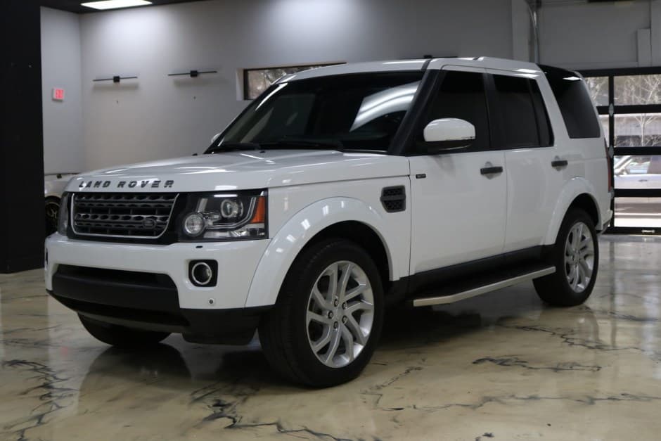 2016 Land Rover LR4 sold for $13,000