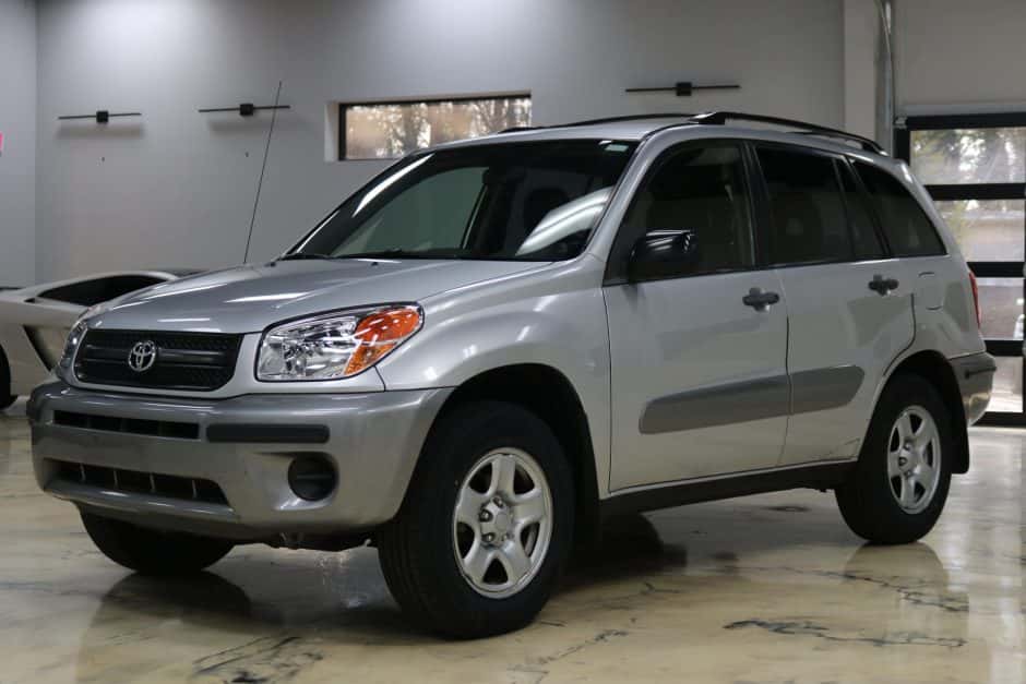 2004 Toyota RAV4 sold for $14,001