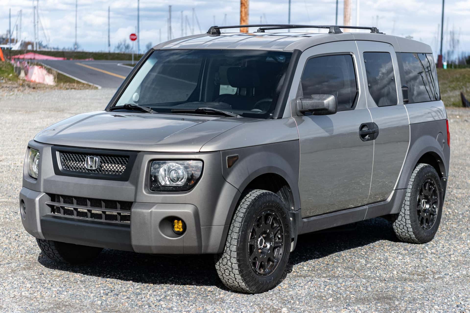 2004 Honda Element sold for $7,900