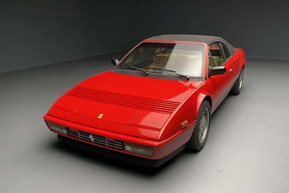 1988 Ferrari Mondial sold for $44,027