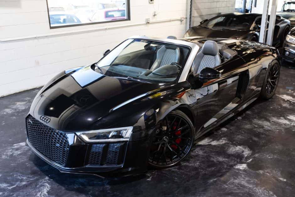 2017 Audi R8 (Type 4S) sold for $112,000