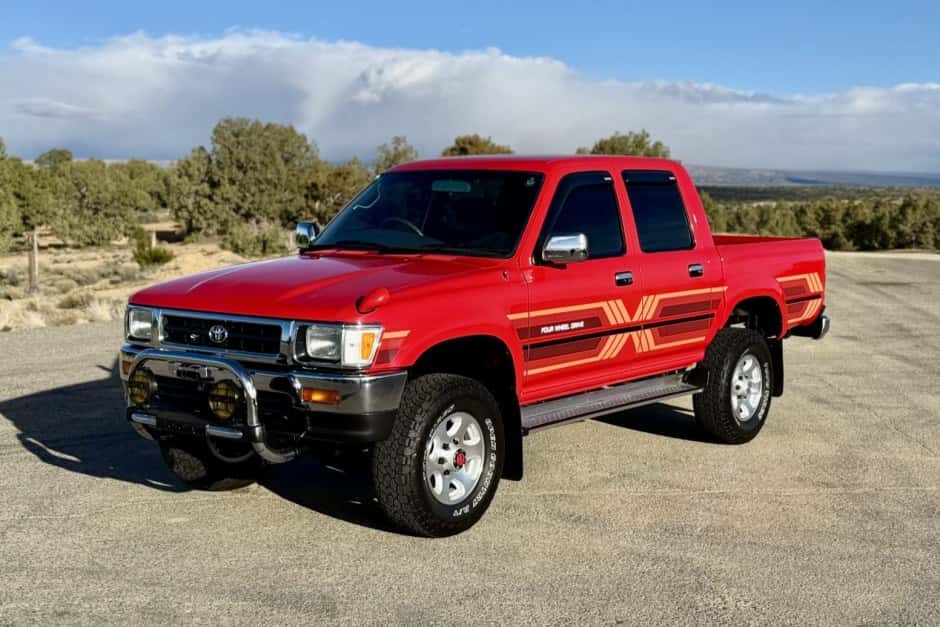 1993 Toyota Pickup (N80/90/100/110 1989-1997) sold for $26,250