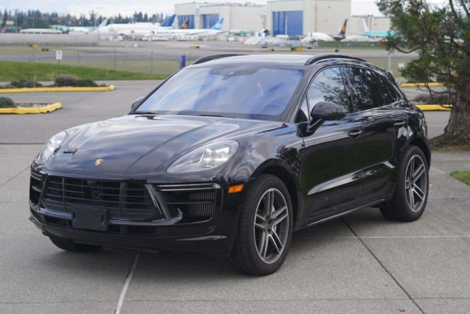 2020 Porsche Macan sold for $32,001