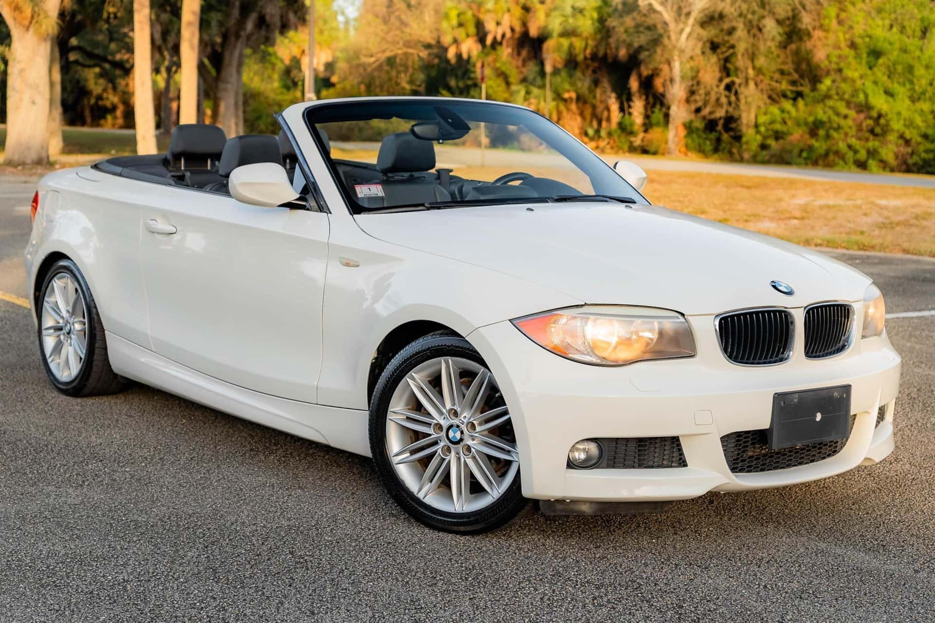 2013 BMW 1 Series sold for $11,400