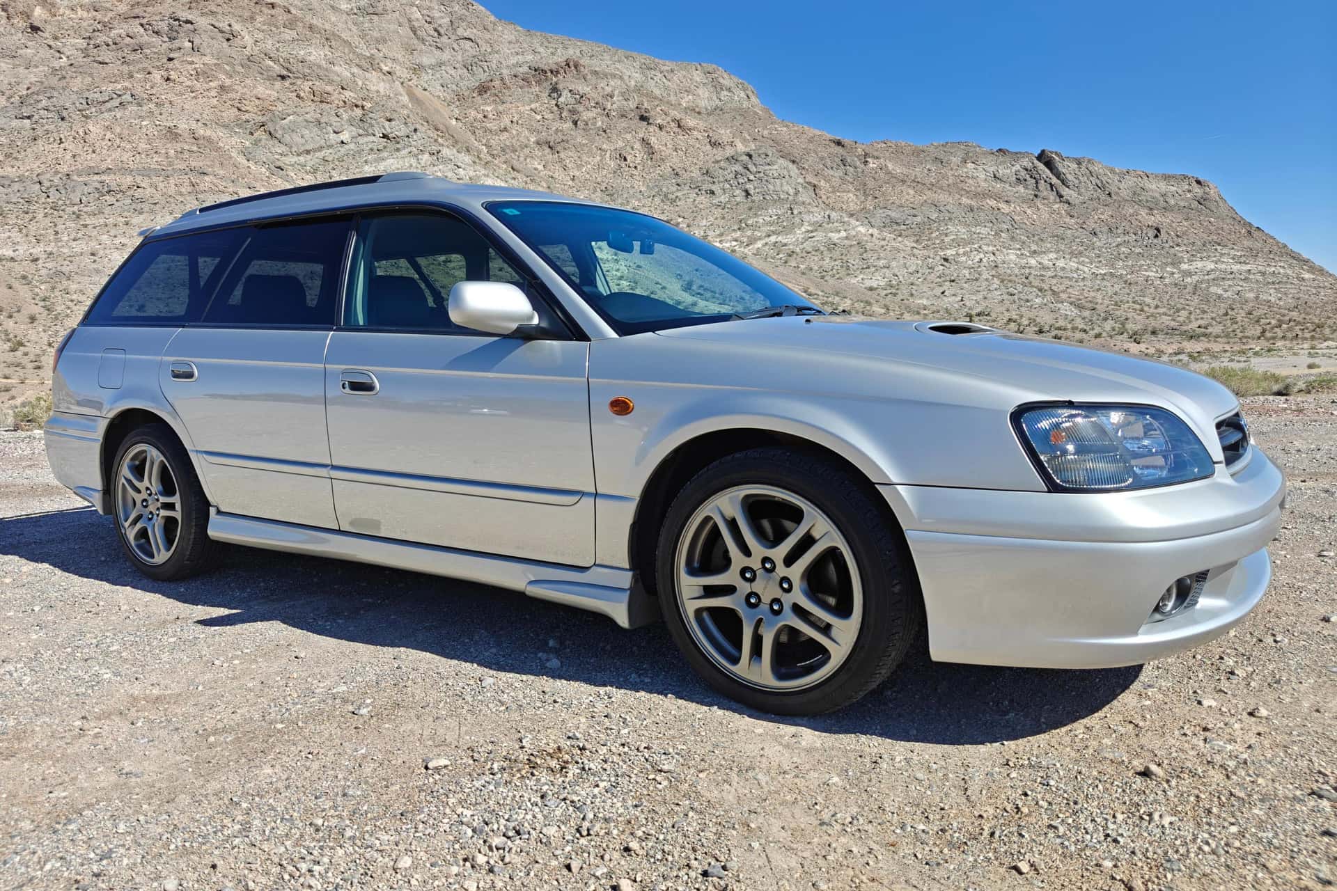 1999 Subaru Legacy sold for $8,400