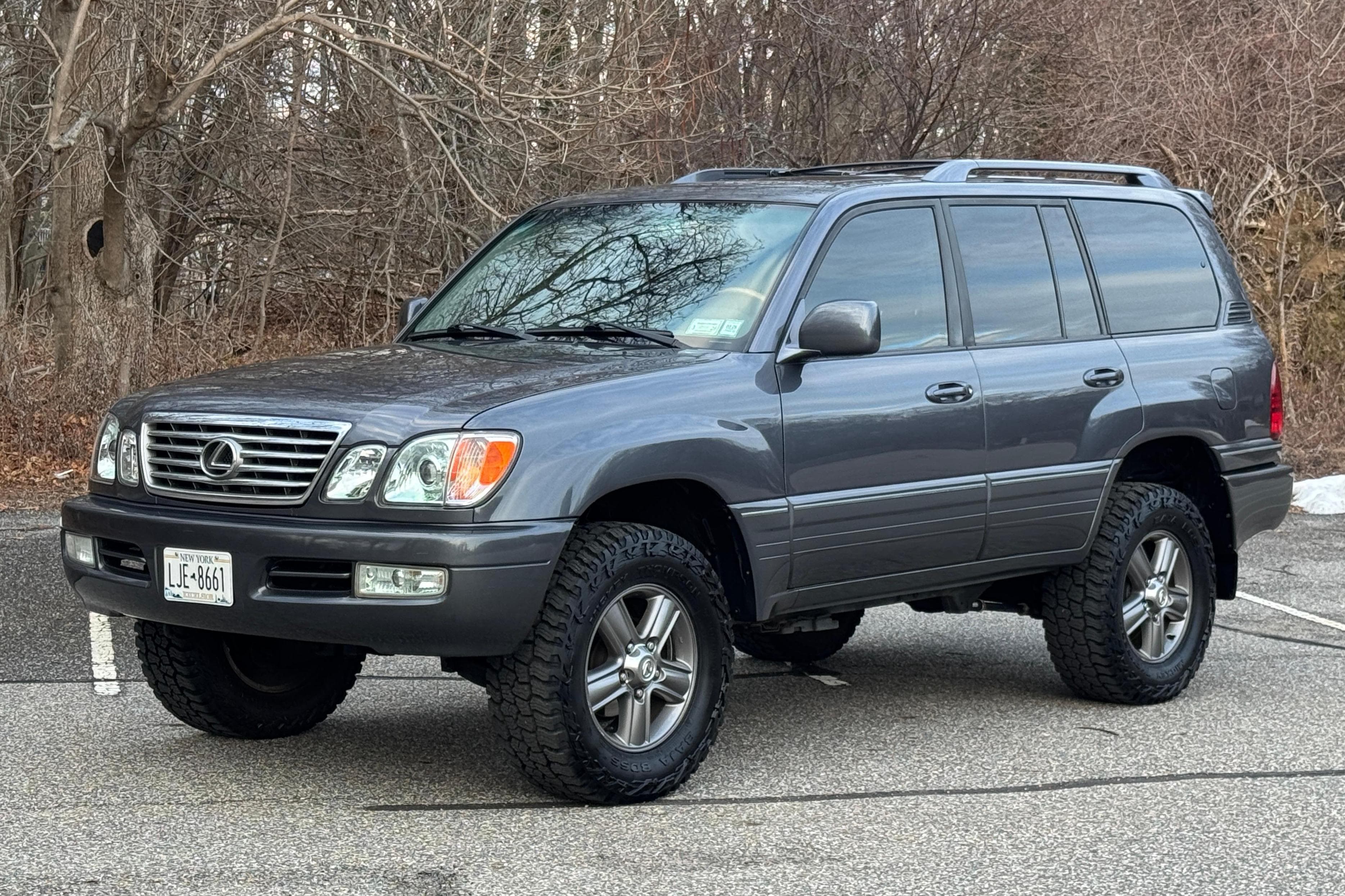 2006 Lexus LX sold for $24,000