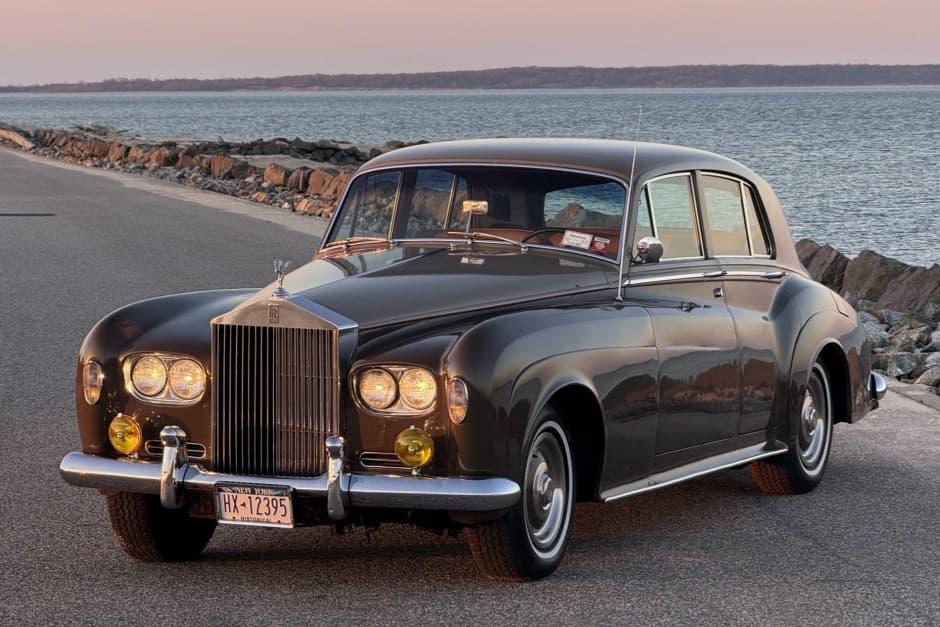 1965 Rolls-Royce Silver Cloud & Phantom V sold for $20,250
