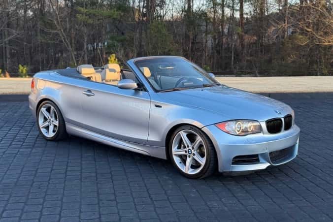 2008 BMW E82/E88 1-Series sold for $8,400