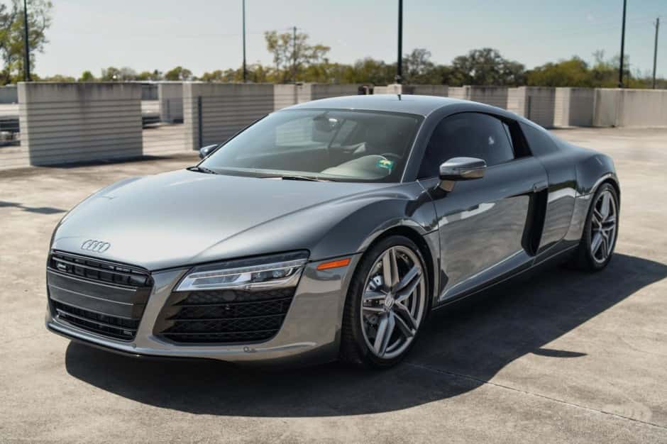 2015 Audi R8 V8 (Type 42) sold for $84,000