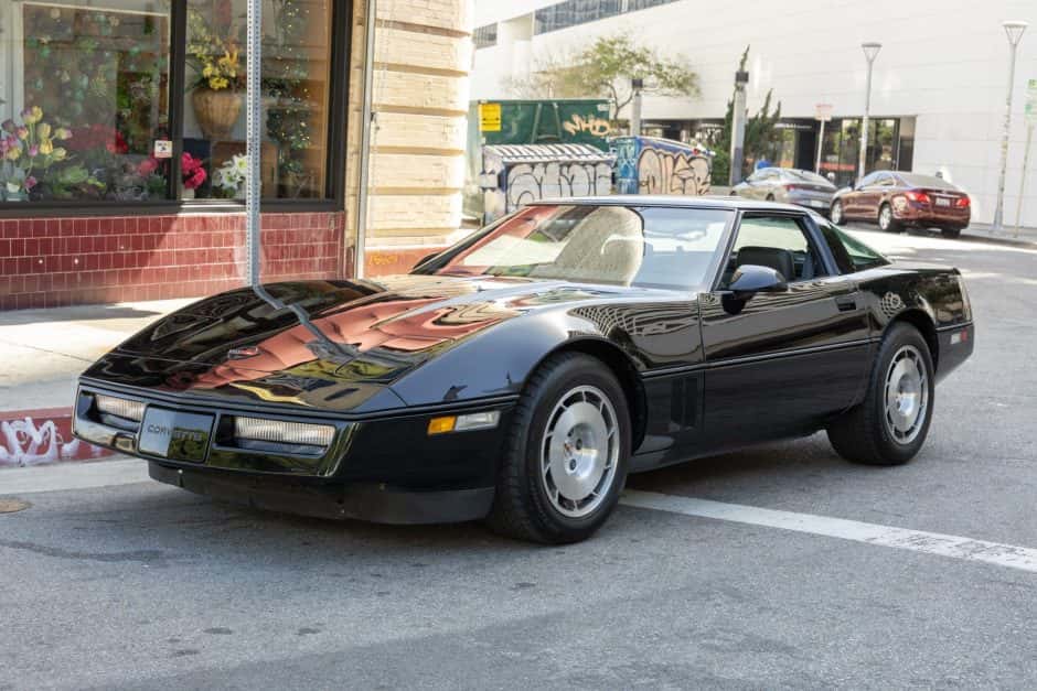 1986 Chevrolet Corvette C4 Coupe (1984-1991) sold for $9,800