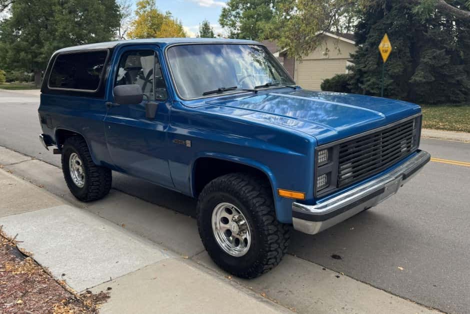 1985 GMC Jimmy (1973-1991) sold for $18,250