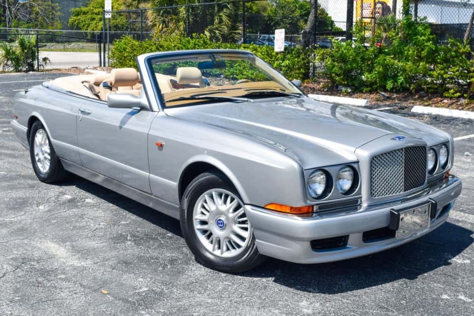1998 Bentley Azure sold for $39,000