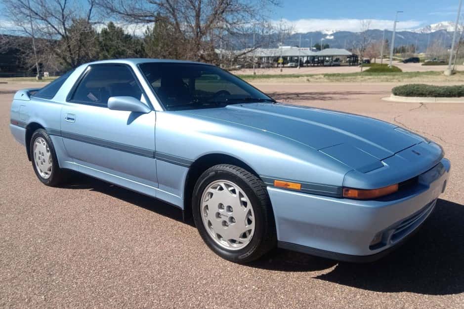 1989 Toyota Supra A70 (1986-1992) sold for $20,500