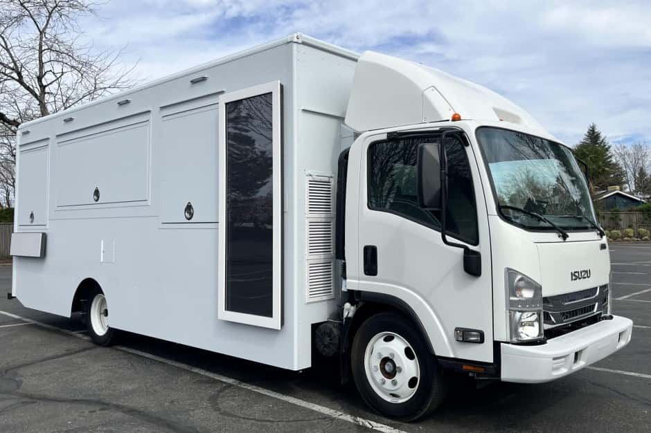 2017 Isuzu Elf sold for $60,000
