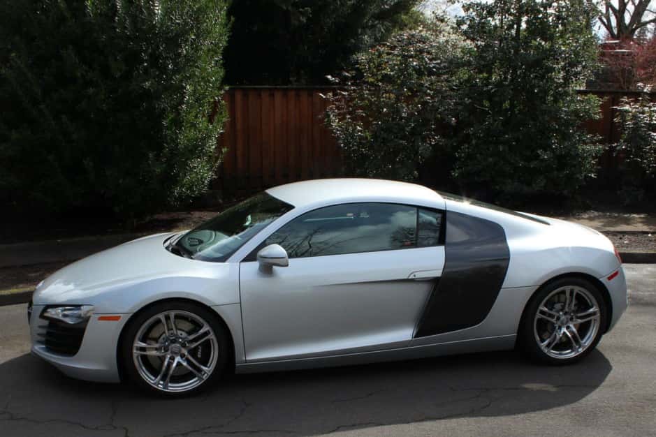2009 Audi R8 V8 (Type 42) sold for $86,000