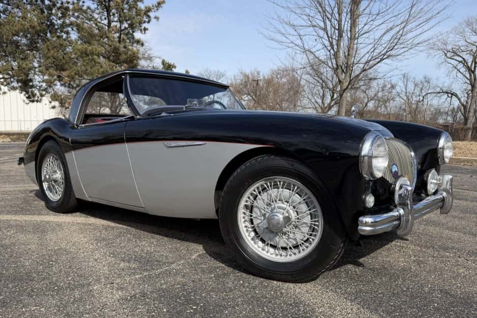 1954 Austin-Healey 100 sold for $40,000