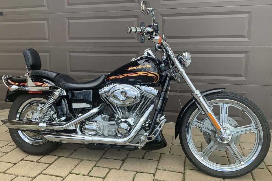 2002 Harley-Davidson Dyna sold for $8,277