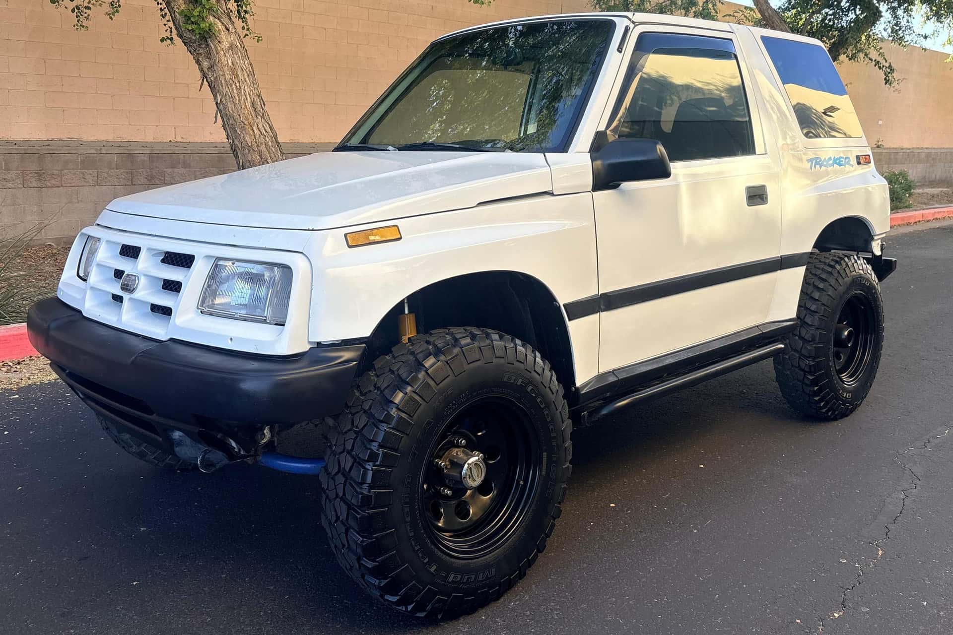1996 Geo Tracker sold for $7,200