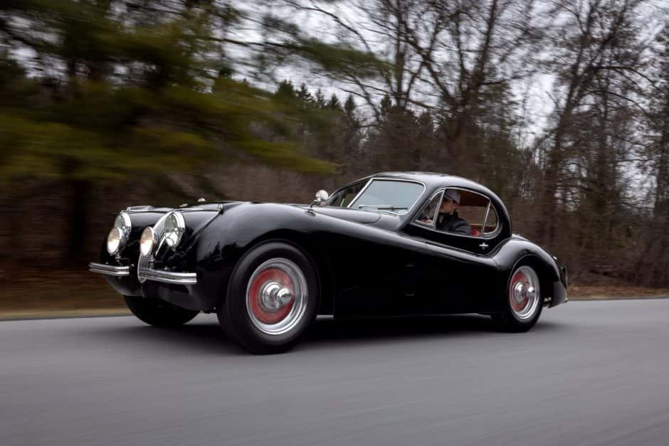 1952 Jaguar XK120 sold for $59,000