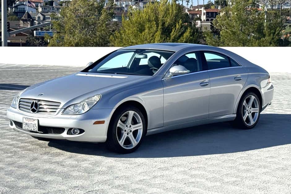 2006 Mercedes-Benz CLS-Class sold for $10,000