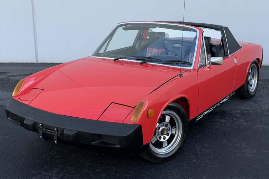 1975 Porsche 914 1.7/1.8/2.0 sold for $9,250
