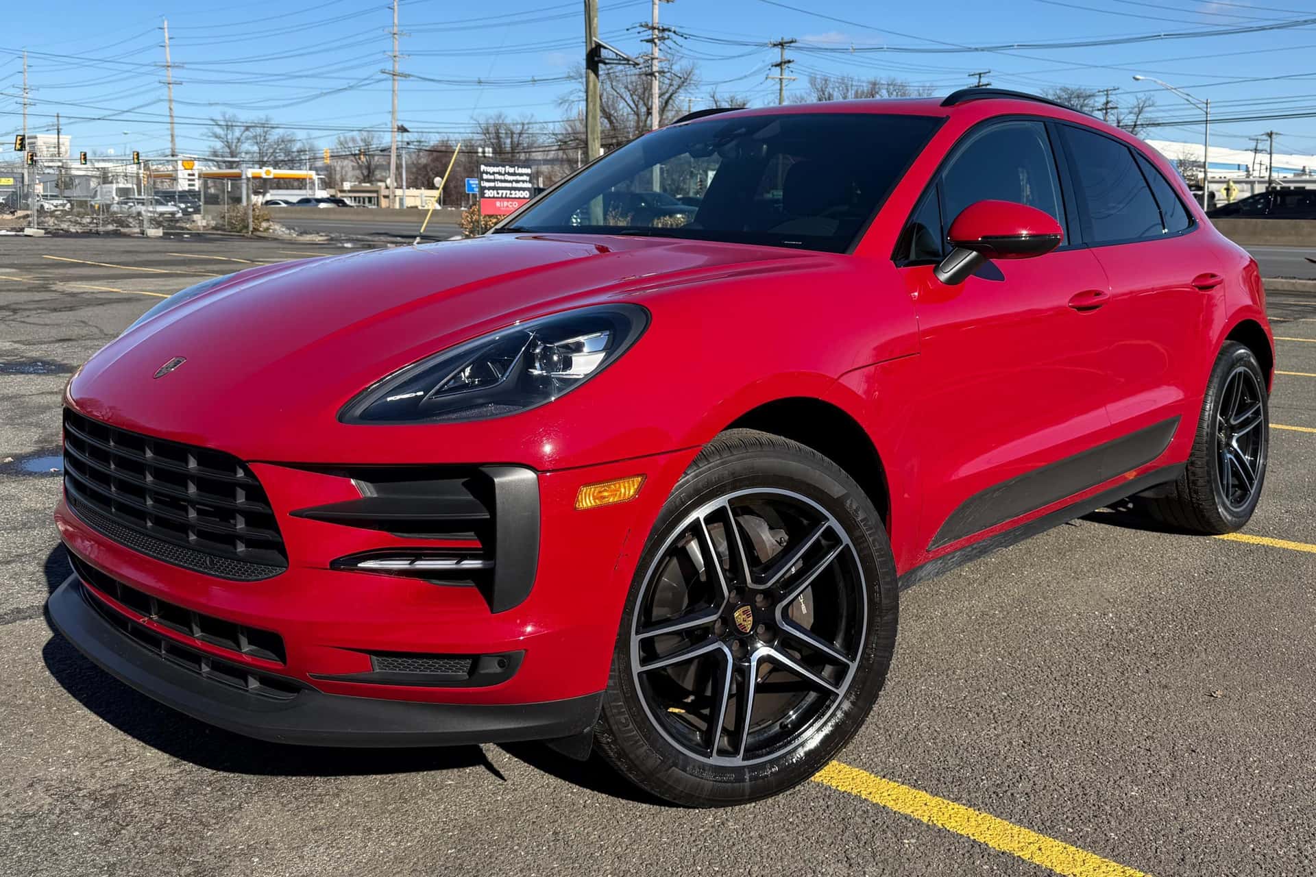 2021 Porsche Macan sold for $33,000