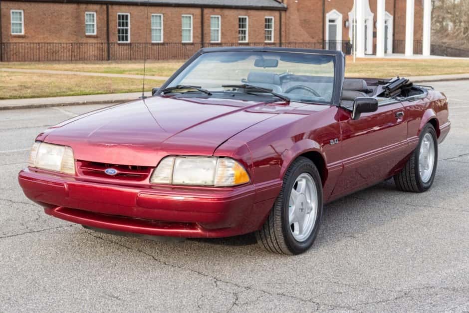 1993 Ford Fox-Body Mustang sold for $8,100