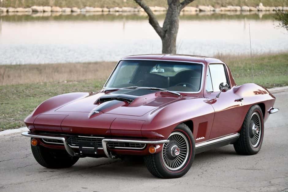 1967 Chevrolet Corvette C2 (1967) sold for $92,000