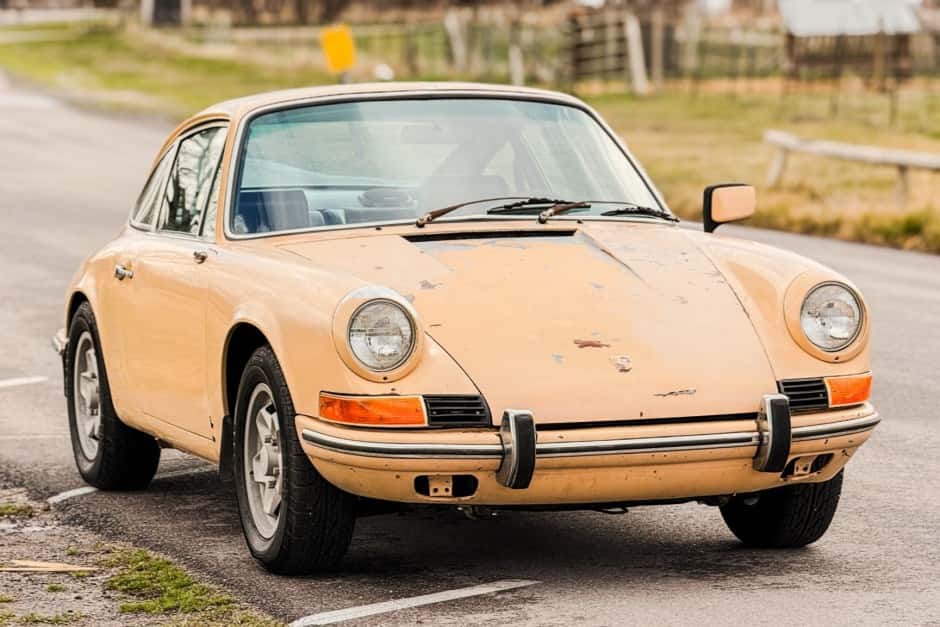 1969 Porsche 912 sold for $33,250