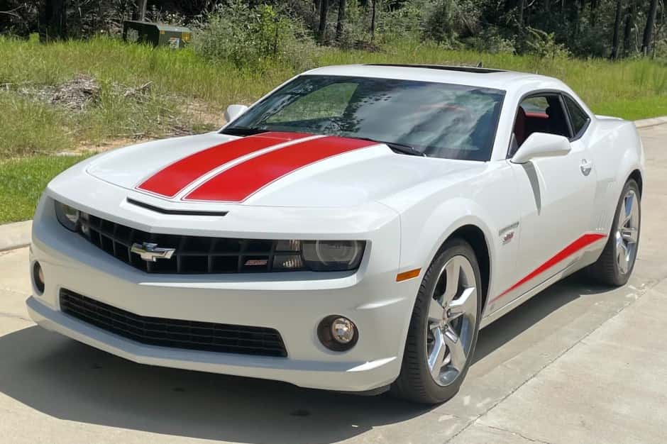 2010 Chevrolet Camaro (5th Generation – 2010-2015) sold for $25,750
