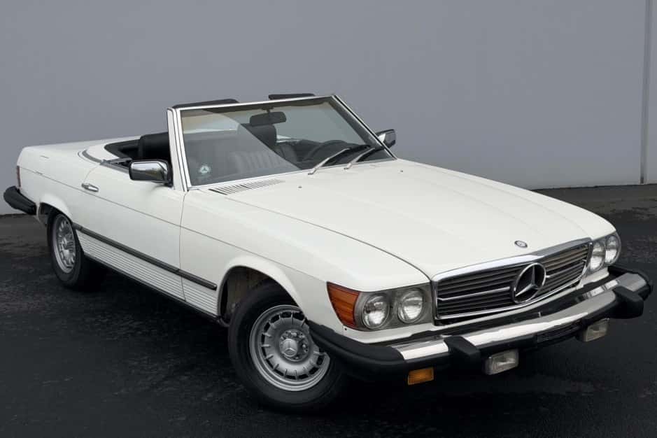 1981 Mercedes-Benz R107 SL sold for $6,150