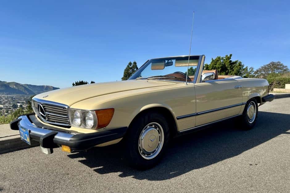 1974 Mercedes-Benz R107 SL sold for $10,250