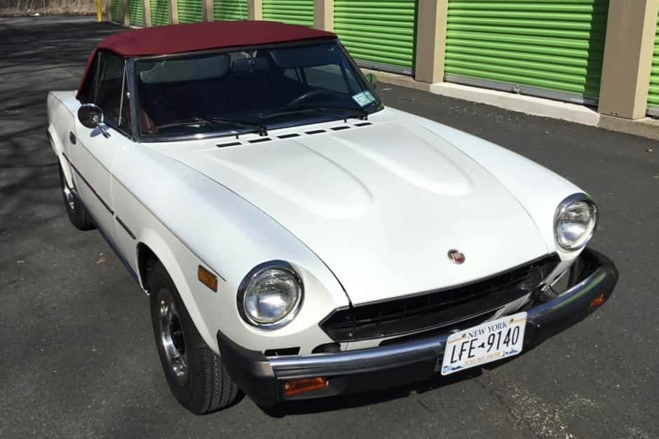 1980 Fiat 124 Spider (1966-1985) sold for $7,250
