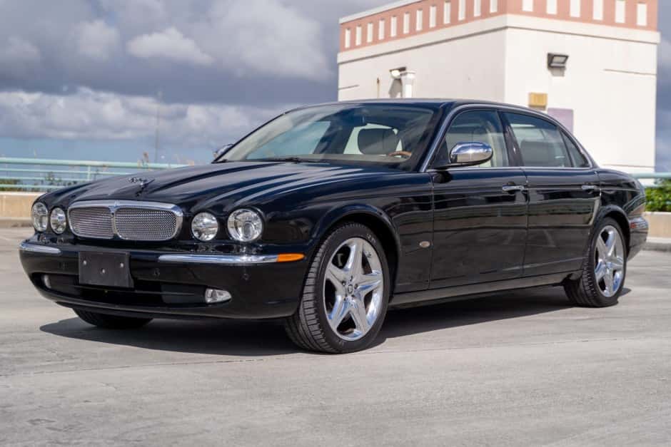2007 Jaguar X350/X356/X358 XJ (2004-2009) sold for $21,800