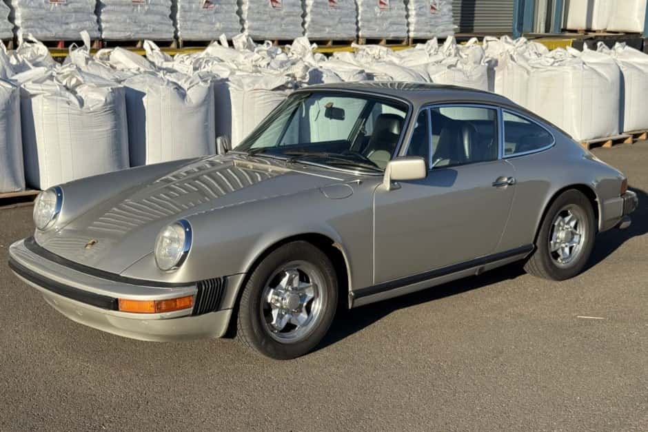 1975 Porsche 911 1974-1977 sold for $48,500
